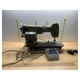 NECCHI VTG ELECTRIC SEWING MACHINE, MADE IN USA