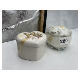 ASSORTED CERAMIC TRINKET BOXES, HEART SHAPE W/