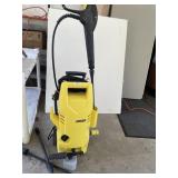 KARCHER PRESSUE WASHER