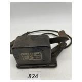 VINTAGE SEWING MACHINE MOTOR, VOLT CONTROLLER,