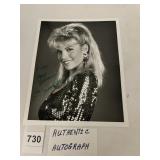 VANNA WHITE SIGNED PUBLICITY PHOTO W/ PERSONAL