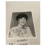 CAROL BURNETT AUTOGRAPHED B&W PHOTOGRAPH,