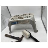 GREY PLASTIC STEP STOOL, CLAW HAMMER, UTILITY
