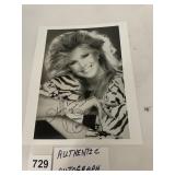 SALLY STRUTHERS SIGNED PHOTO & HANDWRITTEN
