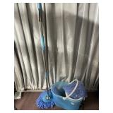 BLUE SPIN MOP CLEANING SYSTEM, BUCKET W/ SPINNER,