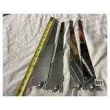METAL ADJUSTABLE SHELF BRACKETS, SLOTTED DESIGN.
