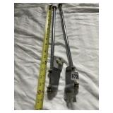 METAL SUPPORT RODS W/ INTEGRATED MOUNTING