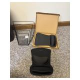 AMAZON BASICS MOUSE PADS W/ WRIST RESTS, BLACK