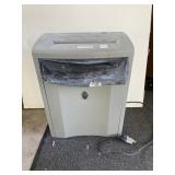 TECHSOLUTIONS ELECTRIC PAPER SHREDDER, MODEL