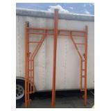 ORANGE METAL SCAFFOLDING BRACKETS, EXTENSION