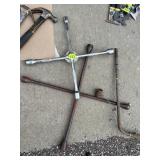 AUTOMOTIVE LUG WRENCHES, CROSS WRENCHES, TIRE