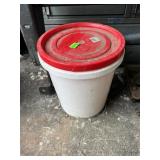 ACE PLASTIC UTILITY BUCKET W/ RED LID, MADE IN