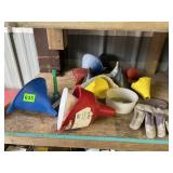 HOPPY HEAVY DUTY FUNNELS, ASSORTED PLASTIC