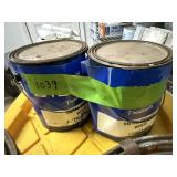 PRODUCTS METAL PRIMER, WHITE FINISH.