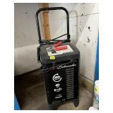 SCHUMACHER HD BATTERY CHARGER, 200A ENGINE START,