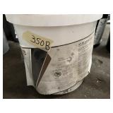 INTERIOR ACRYLIC PRIMER PAIL W/ PULVER