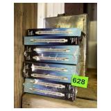 SENLUCE HALOGEN J118 500W 120V LIGHT BULBS, NIB.