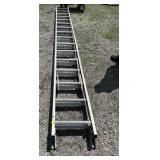 WERNER ALUMINUM EXTENSION LADDER, ROPE AND PULLEY