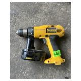 DEWALT CORDLESS DRILL, 14.4V BATTERY BASE, CHUCK.