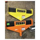 PV PIVIT LADDER HELPER, LADDER'S LITTLE HELPER,