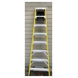 8' WERNER INDUSTRIAL FIBERGLASS EXTENSION LADDER,