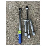 KOBALT TORQUE WRENCH, FOLDING LUG WRENCH W/ 7/8