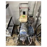 GRACO 5900 GAS POWERED AIRLESS PAINT SPRAYER,