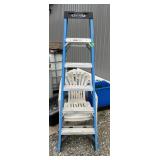 WERNER PLATFORM LADDER, 250LB, TYPE I DUTY