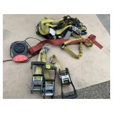 ELECTRIC AIR PUMP, HEAVY-DUTY RATCHET TIE-DOWN