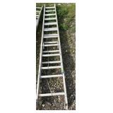 ALUMINUM EXTENSION LADDER 20'