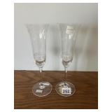 VERA WANG WEDGWOOD - GLASS CHAMPAGNE FLUTES,