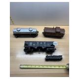 LIONEL 6457 CABOOSE, MODEL POWER GULF TANK CAR,