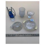 CLEAR FOOTED GOBLET, FROSTED GLASS VOTIVE, GOLD