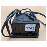 LIONEL TRAINMASTER TOY TRANSFORMER, MODEL 4050,