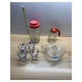 GLASS CITRUS JUICER, GLASS PITCHER W/ ORANGE LID,
