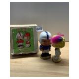 MY HERO VTG CERAMIC KISSING DOLLS, FOOTBALL