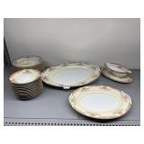 NORITAKE DINNERWARE, FLORAL BORDER PATTERN W/