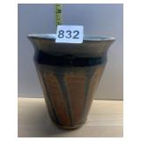 HAND-THROWN POTTERY VASE, MULTI-TONE GLAZE,