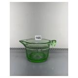 URANIUM GREEN GLASS MEASURING CUP