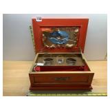 KENTUCKY TAVERN DECORATIVE WOODEN BOX W/ LIQUOR