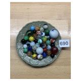 ASSORTED GLASS MARBLES, UV REACTIVE