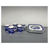 JAPANESE WILLOW PATTERN PORCELAIN MUGS AND SQUARE