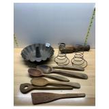 VINTAGE WOODEN KITCHEN UTENSILS, METAL MOLD,