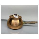 SAULYS COPPER TIN-LINED SAUCEPOT W/ WOOD HANDLE &