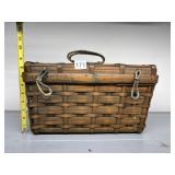 VTG WOVEN BAMBOO PICNIC BASKET, FLORAL FABRIC