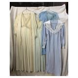VINTAGE VANITY FAIR NIGHTGOWNS SIZE 34 NEED