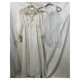 VTG 70S BIANCHI WEDDING GOWN, NEEDS CLEANED EST