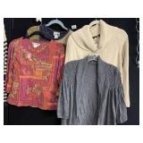 ASSORTED WOMENS KNITWEAR LOT: JEANNE PIERRE,