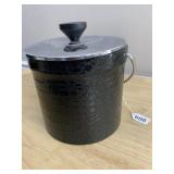 BLACK FAUX CROCODILE ICE BUCKET W/ LID & HANDLE.