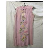 60S BEAUMART SHIFT DRESS WITH APPLIQUï¿½S EST SIZE
